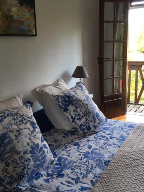 Bed & Breakfast Maison Desfougeres & Gite Dortoir 6 Chambres Du Moulin